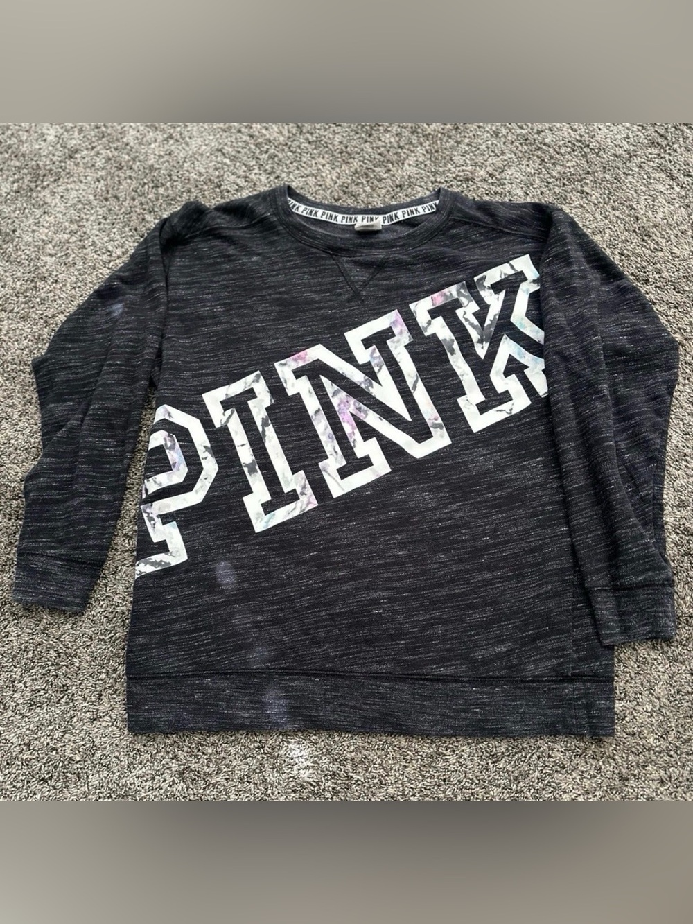PINK VS Grey Sweatshirt Size Medium 0387